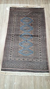 Paquistão 1,67 x 0,97