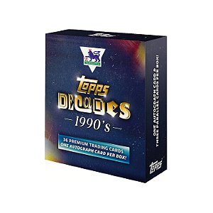 [Caixa Lacrada] Topps Decades Premier League 90’s Edition 2025 Hobby Box - 36 Cards e 1 Autógrafo