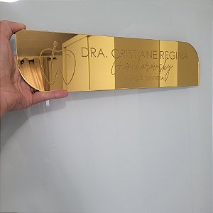 Placa de Porta em Acrílico espelhado Dourado 40x10cm