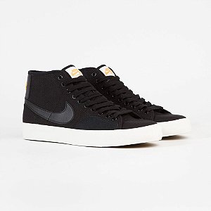 Tênis Nike SB Blazer Court Mid Premium