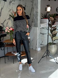 Calça Feminina Alfaiataria Madonna Reta PU Preto