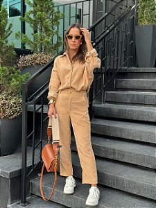 Calça Feminina Alfaiataria Veludo Madonna Camel