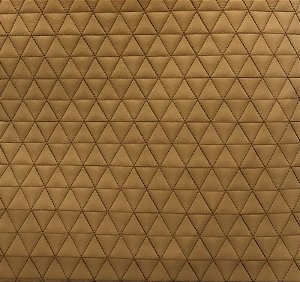 TECIDO MATELASSADO NYLON IMPERMEÁVEL OCRE QUILT TRIANGULOS - PREÇO DE 0,50 X 1,45
