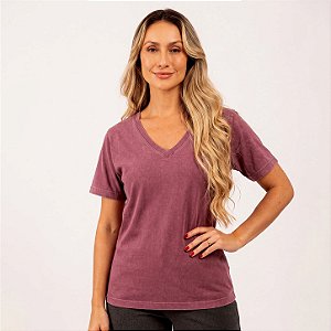 Camiseta Feminina Gola V Estonada Vinho em Algodão Penteado 30.1