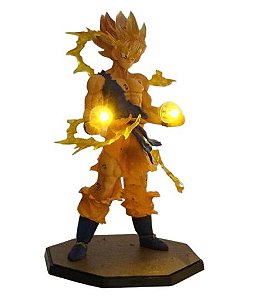 Estátua Goku Super Saiyajin com LED - Dragon Ball Z