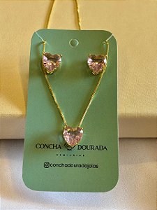 Conjunto Laura em formato de coração com zirconias rosa - Banhado a Ouro 18k