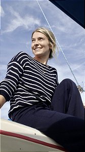 Blusa Crepe Listrada Marina