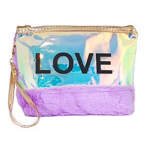 Necessaire peluda com estampa Love