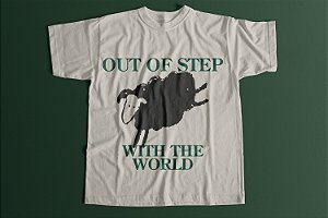 CAMISETA OUT OF STEP