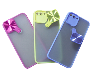 CAPA 2 EM 1 PROTETOR DE CAMERA E SUPORTE LIGHTNING IP 12 PRO FEMININA