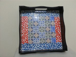 Bandeja Luciane (com azulejo)