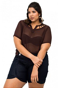 Blusa Plus Size com Transparência