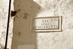 Via Lungaretta Roma