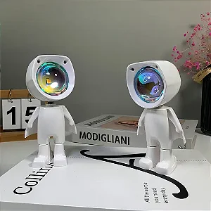 Luminária Projetora Astronauta USB