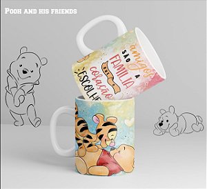 Caneca Porcelana Pooh - Amigos são a família