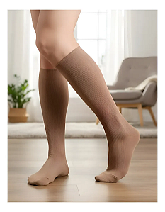 Meia JUZO Adventure, 20-30mmHg, 3/4 Panturrilha Cor: Bege