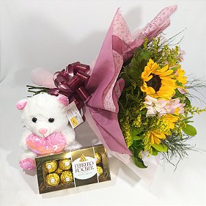 Buquê de Girassóis e Astromélias com Ferrero e Pelúcia