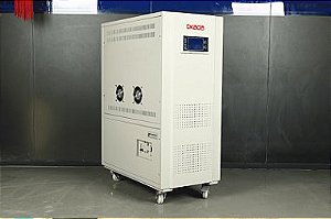 Estabilizador Industrial Microcontrolado Trifásico 380V  120 kVA