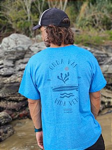 Camiseta Masculina Onda vai Vida vem