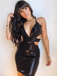 Vestido Curto Dulce Maria Paetê Festa Decote Cavado E Fendas Laterais