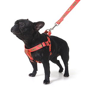 Peitoral Pet da Mulher Maravilha - Liga da Justiça - Vermelho - Sulamericana