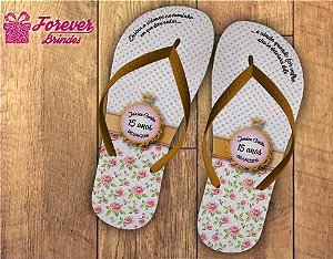 chinelo debutante poa com flores delicadas