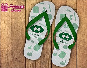 Chinelo formatura administração simbolo em verde
