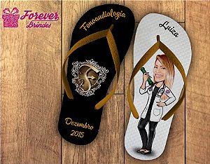 chinelo formatura fonoaudiologia com caricatura