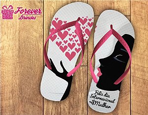 Chinelo Dia Da Mulher Beijo e Corações