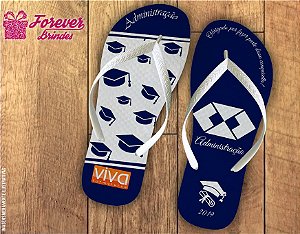 Chinelo Personalizado de  Administração com Capelo