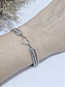Pulseira Tripla com Coração Vazado em Aço Inoxidável