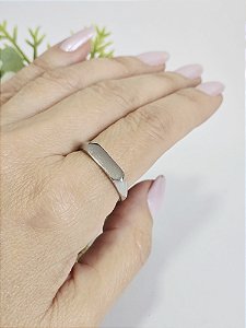 Anel Minimalista em Aço Inoxidável Prateado