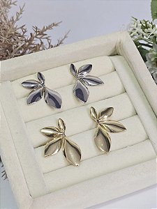 Brinco Meia Flor em Aço Inoxidável
