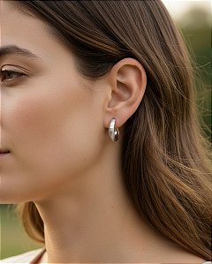 Argola Pequena Texturizada em Aço Inoxidável