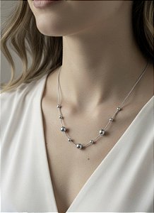 Colar de Bolas Elegante em Aço Inoxidável