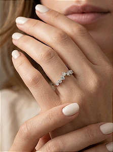 Anel V Cravejado Prata 925 Moderno