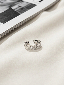 Anel de Falange Folha em Prata 925 Polida