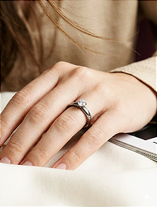 Anel Solitário Médio em Aço Inoxidável