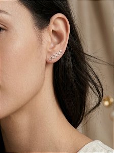 Brinco Ear Cuff Quatro Corações Vazados Prata