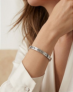 Bracelete Rígido em Aço Inoxidável Números Romanos com Zircônias