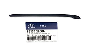 Guarnição Acabamento Parabrisa Dianteiro Lado Direito Original Hyundai I30 2.0 i30 Cw 2.0 861322L000