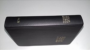 B-22 BÍBLIA RECOURO CAPA PRETA PQ COM HINÁRIO MUSICAL