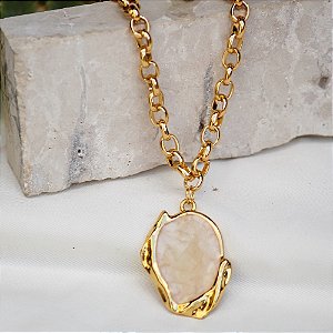 Gargantilha pingente madrepérola