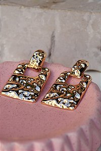 Brinco retrô dourado