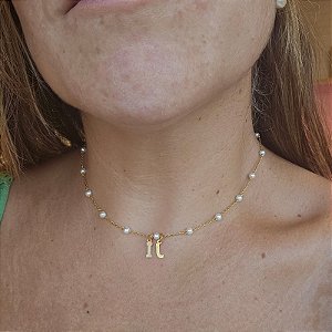 Colar pérola iniciais personalizado