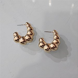 Argola  esferas ABS dourada