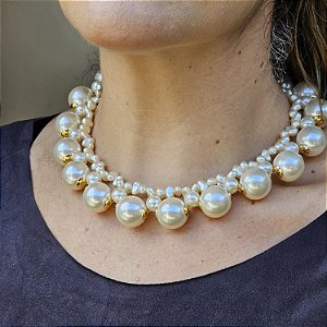 Colar trama de pérolas