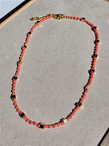 Colar mini cristais coral