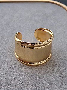 Bracelete liso dourado