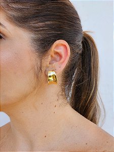 Brinco açõ casca prata